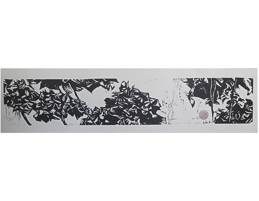 Yu Jen-chih, Hydrangea, 2017, wood engraving, 13 x 70 cm